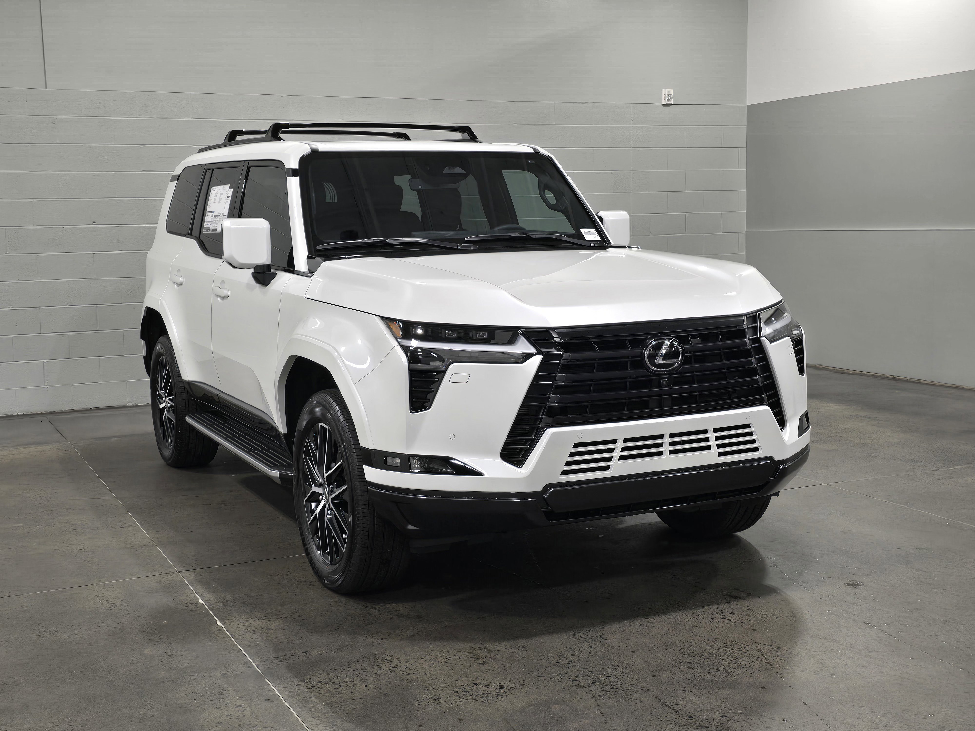 New 2025 Lexus GX 550 image 1