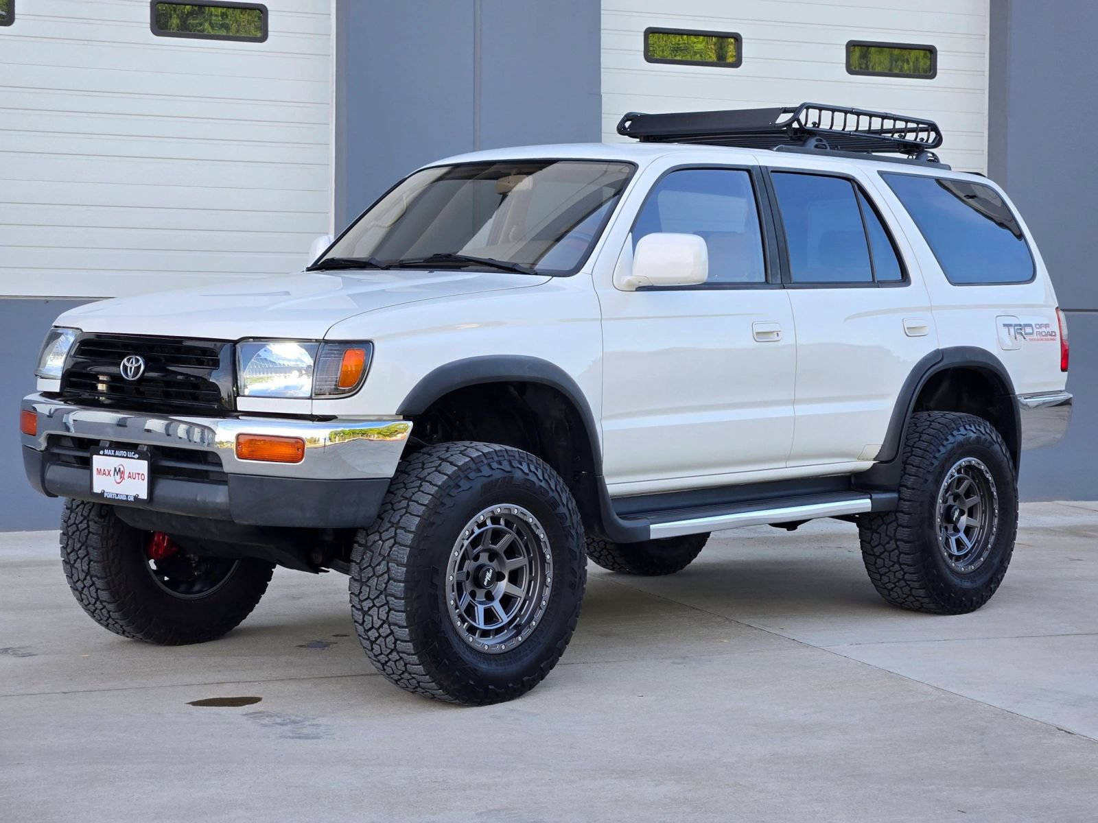 Used 1998 Toyota 4Runner SR5 AWD/4WD image 4