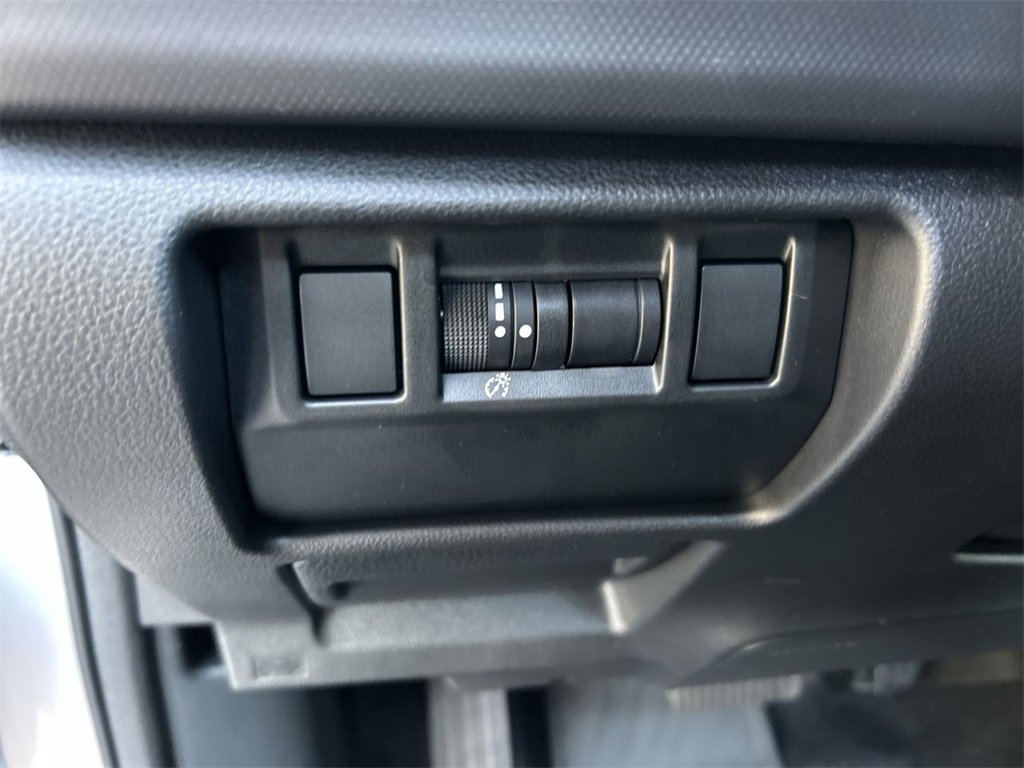 Certified 2025 Subaru Forester Premium image 17