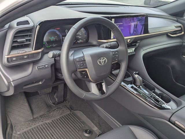 Used 2026 Toyota Crown XLE image 17