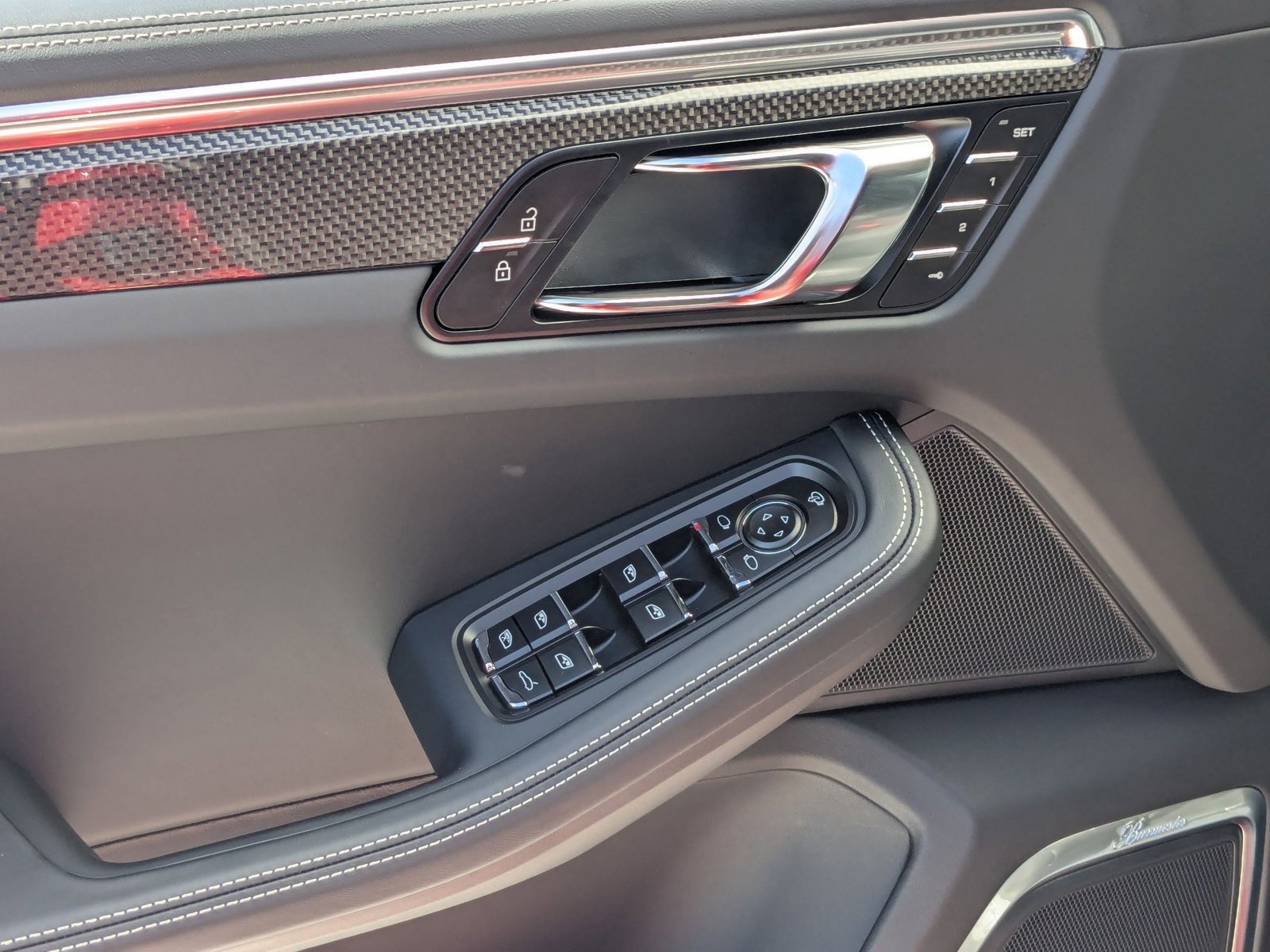 New 2026 Porsche Macan GTS image 15