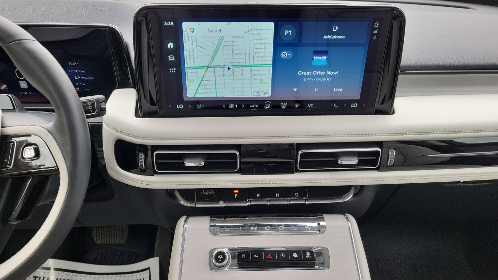 Used 2025 Lincoln Aviator Reserve w/ Jet Appearance Package AWD/4WD image 30