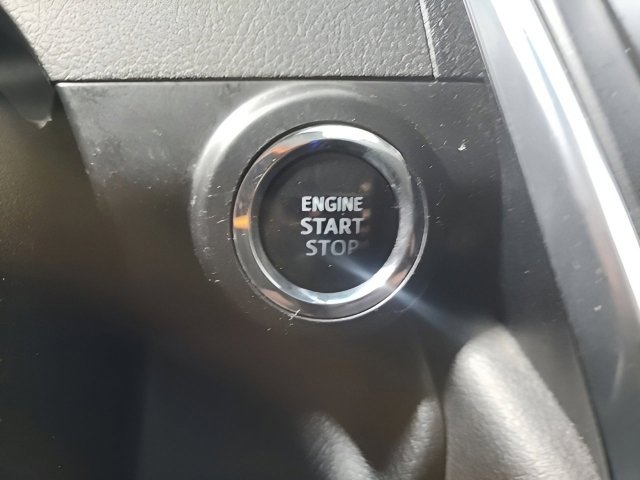 Used 2016 Toyota Camry XLE w/ Advanced Technology Package image 36