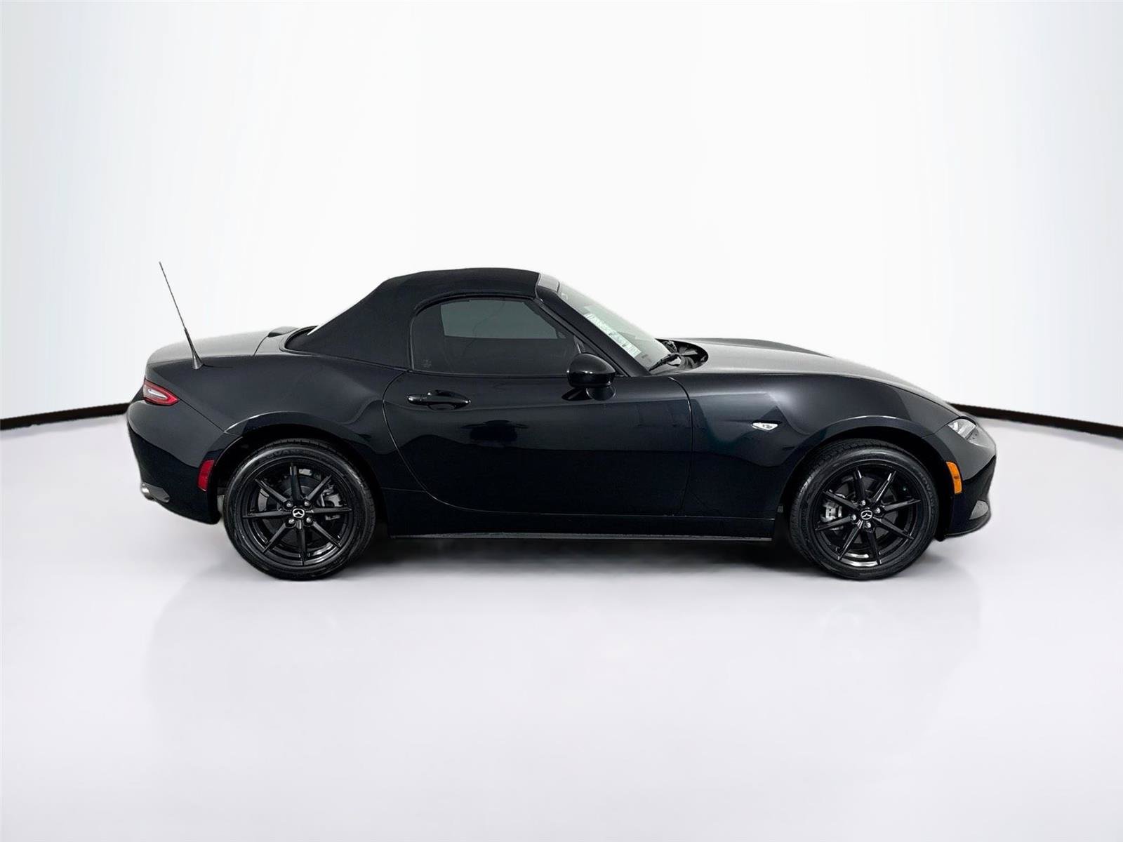 Certified 2024 MAZDA MX-5 Miata Sport RWD image 9