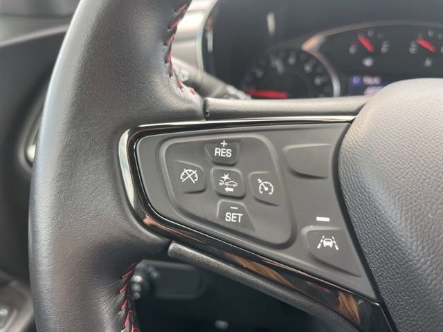 Used 2022 Chevrolet Equinox RS w/ LPO, Floor Liner Package image 11