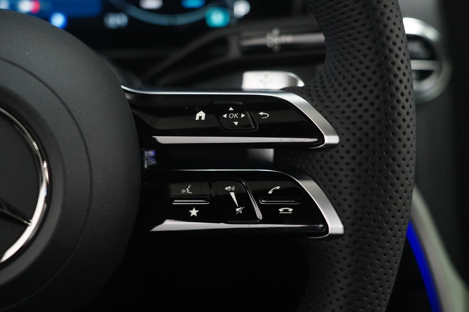 New 2026 Mercedes-Benz GLC 300 4MATIC image 18