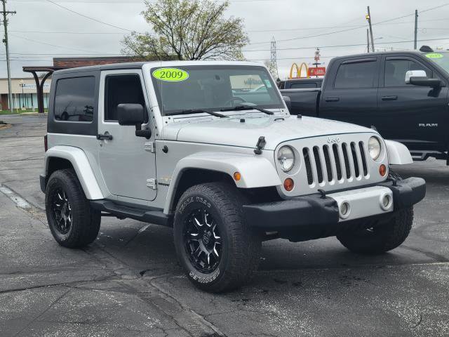 Used 2009 Jeep Wrangler Sahara w/ Dual Top Group image 2