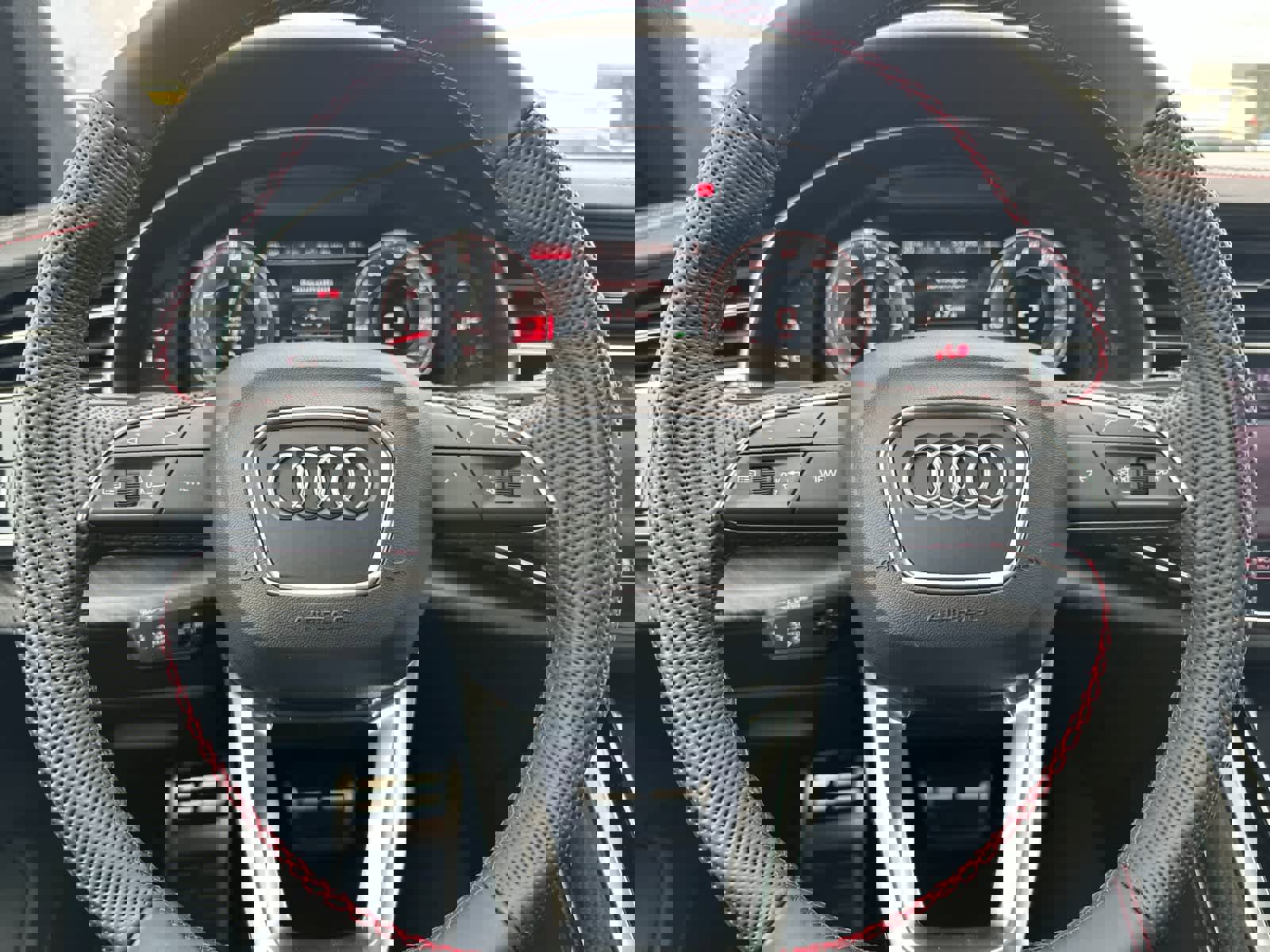 New 2026 Audi SQ8 Prestige image 24