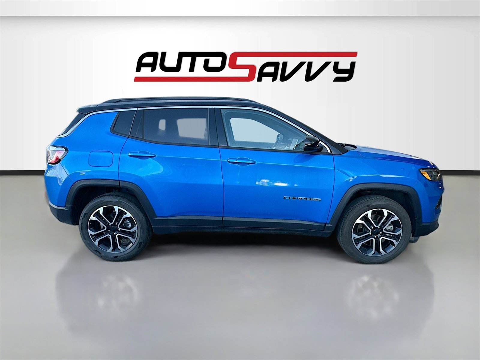 Used 2024 Jeep Compass Limited image 8