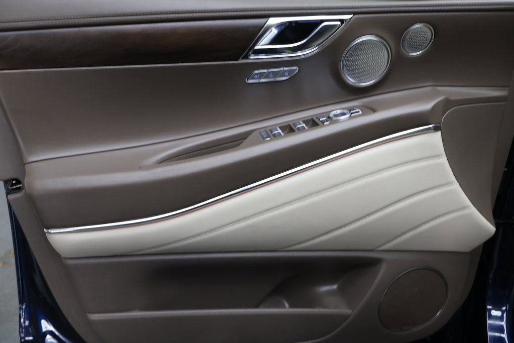 Used 2022 Genesis GV80 3.5T Advanced + image 16