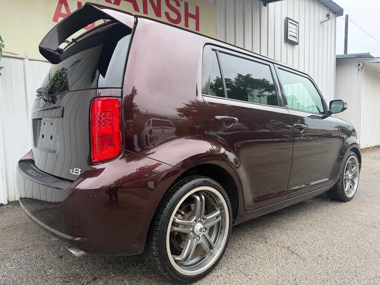 Used 2008 Scion xB image 8
