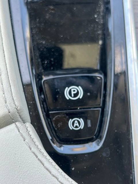 Certified 2023 Volvo XC90 B6 Plus w/ Protection Package Premier AWD/4WD image 18