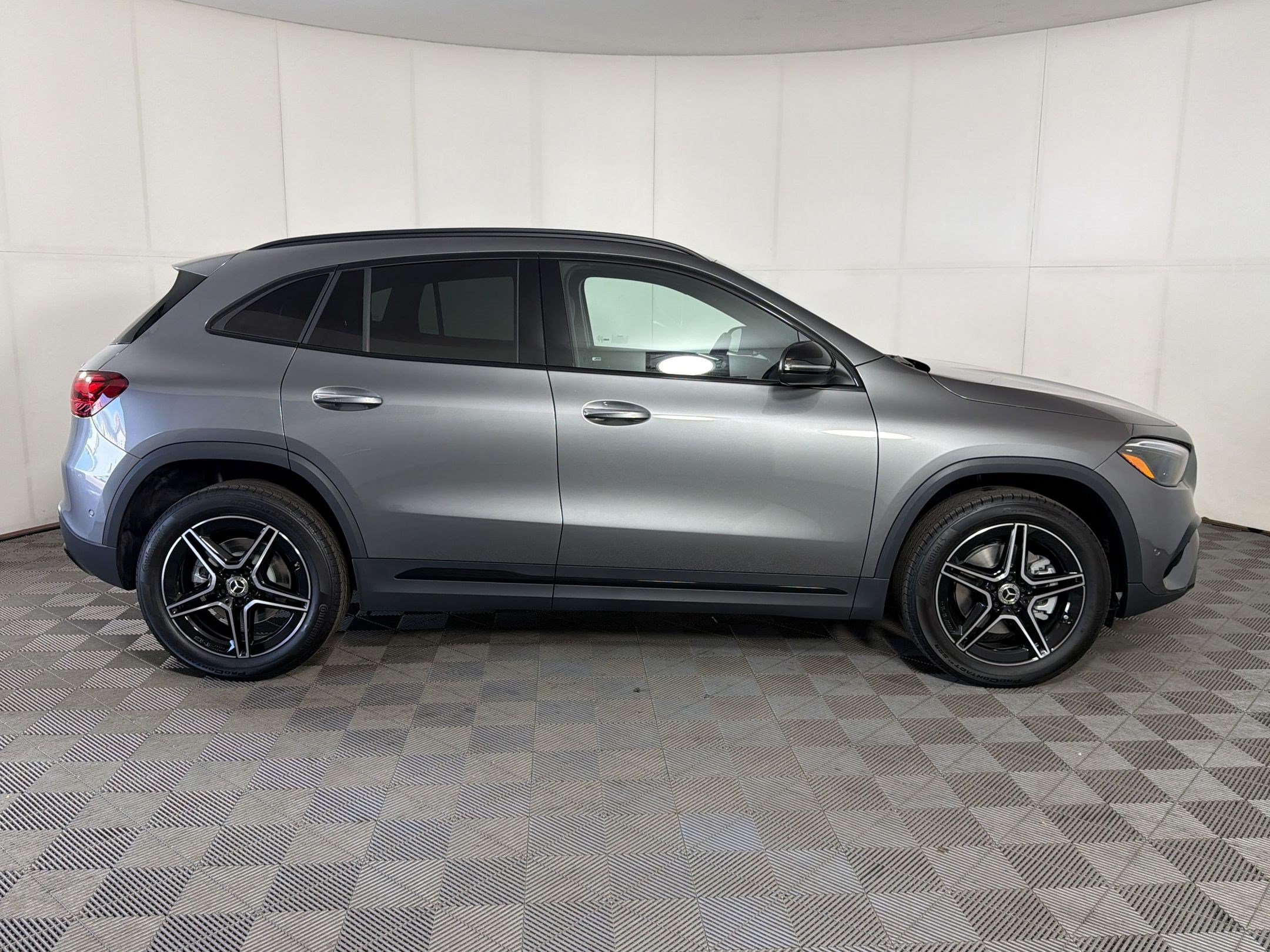 Used 2026 Mercedes-Benz GLA 250 4MATIC image 8