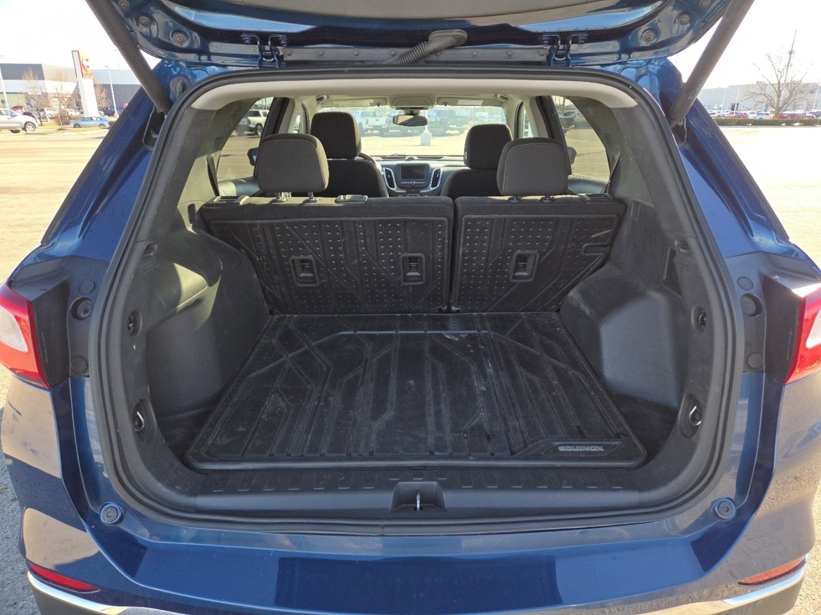 Used 2021 Chevrolet Equinox LT image 17