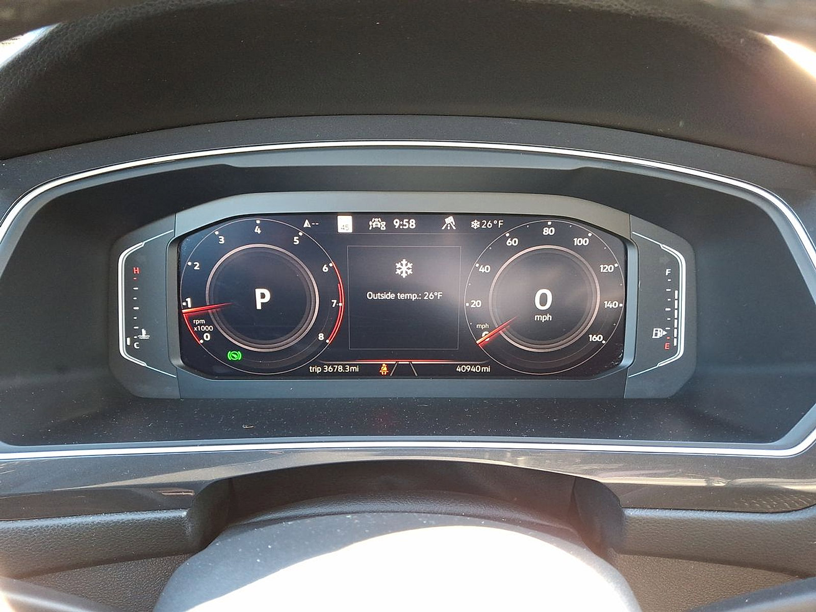 Used 2024 Volkswagen Tiguan SEL R-Line image 21