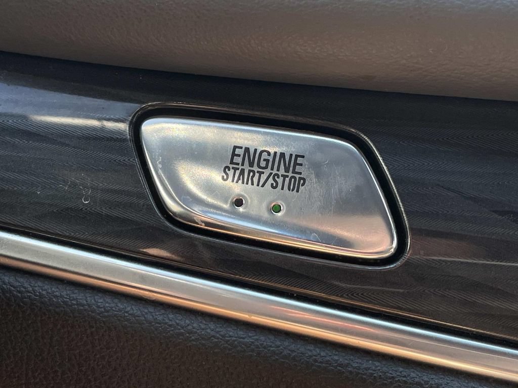 Used 2022 Buick Enclave Premium FWD image 28