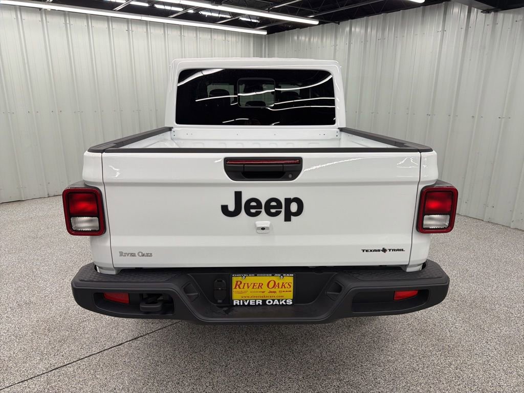 New 2026 Jeep Gladiator Sport image 5