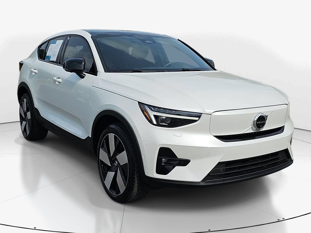Used 2023 Volvo C40 P8 Recharge Ultimate w/ Protection Package Premier AWD/4WD video 3