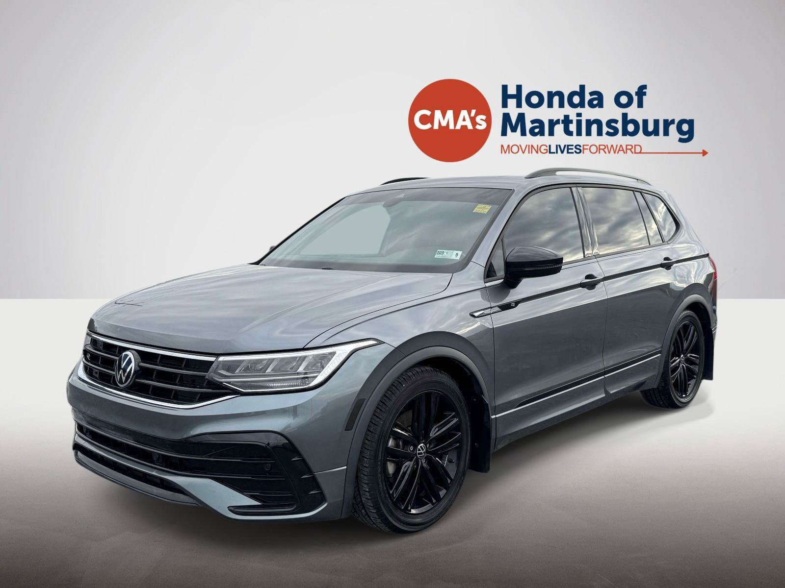 Used 2022 Volkswagen Tiguan SE R-Line