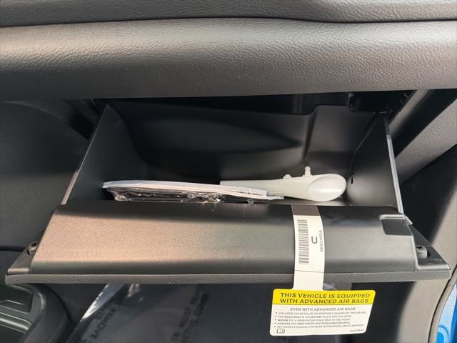 New 2026 Chrysler Pacifica Select w/ S Appearance Package image 31