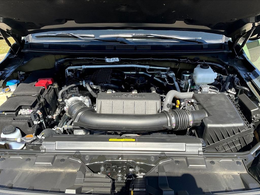 New 2027 Nissan Frontier PRO-4X w/ Pro Convenience Package RWD image 12