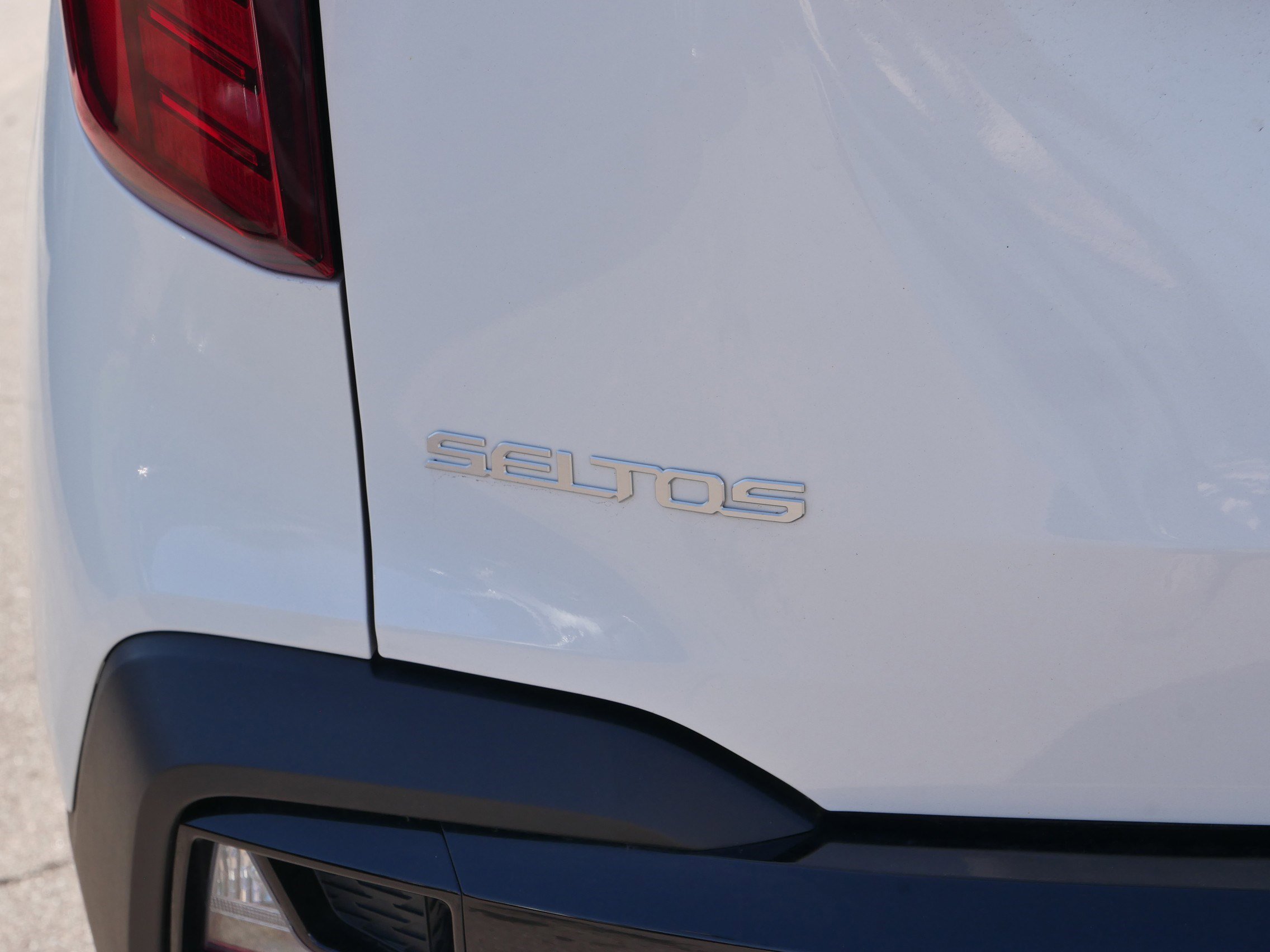 Certified 2024 Kia Seltos X-Line image 4