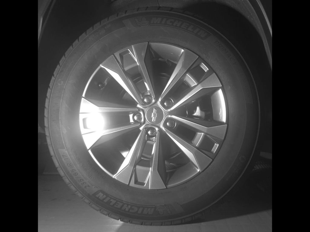 Certified 2025 Chevrolet Equinox LT AWD/4WD image 12