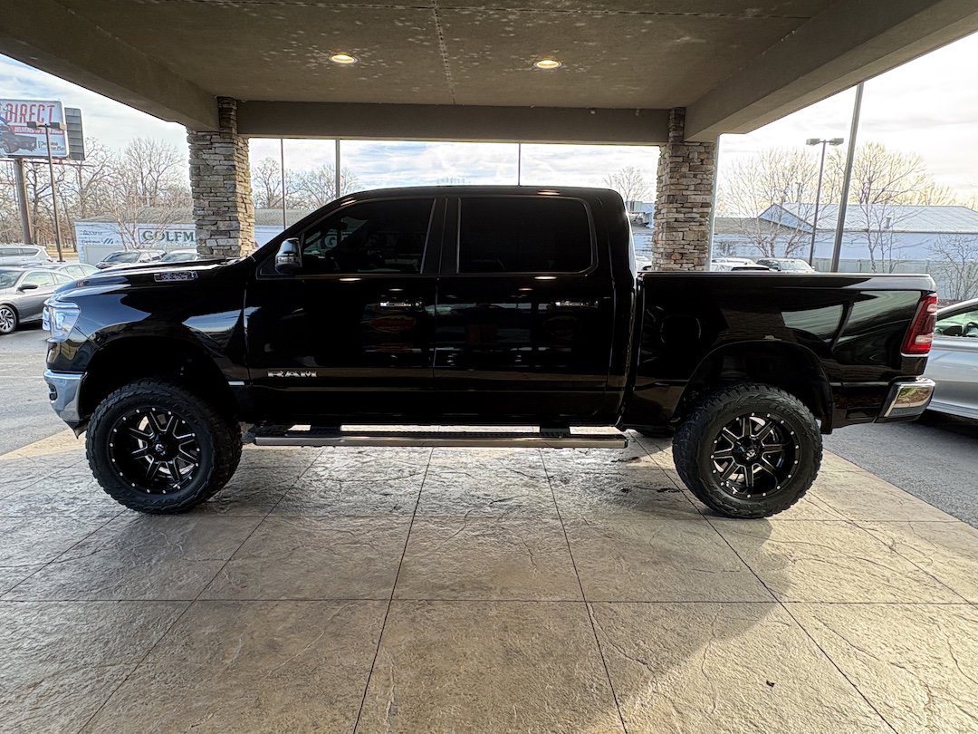 Used 2019 RAM 1500 Big Horn image 9