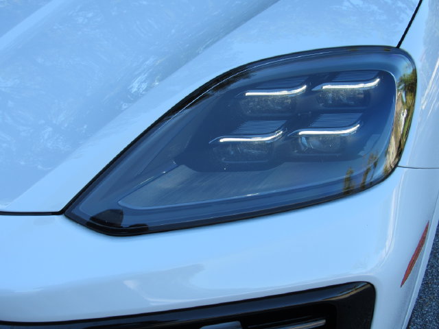 Certified 2025 Porsche Cayenne S AWD/4WD image 11
