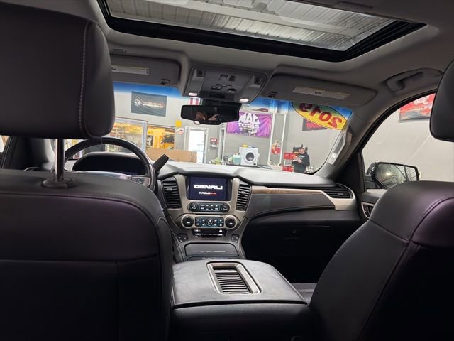 Used 2019 GMC Yukon Denali w/ Denali Ultimate Package image 19