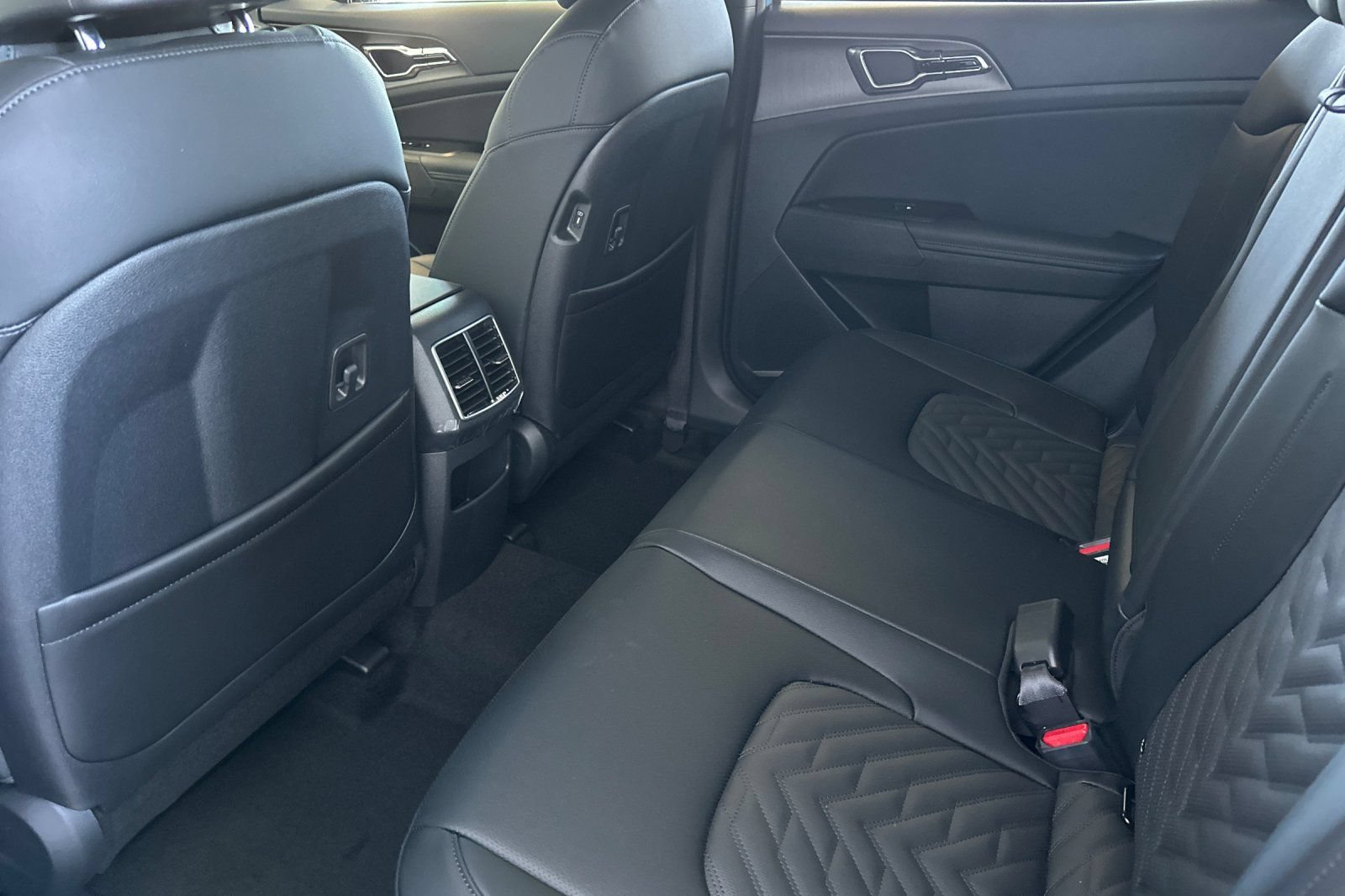 New 2026 Kia Sportage X-Line AWD/4WD image 12