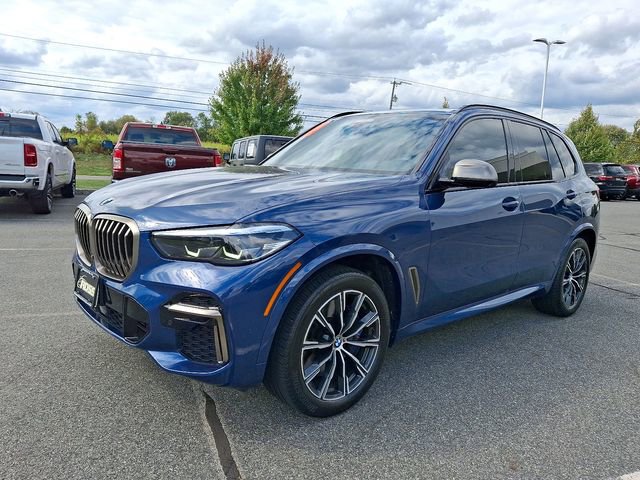 Used 2022 BMW X5 M50i image 4