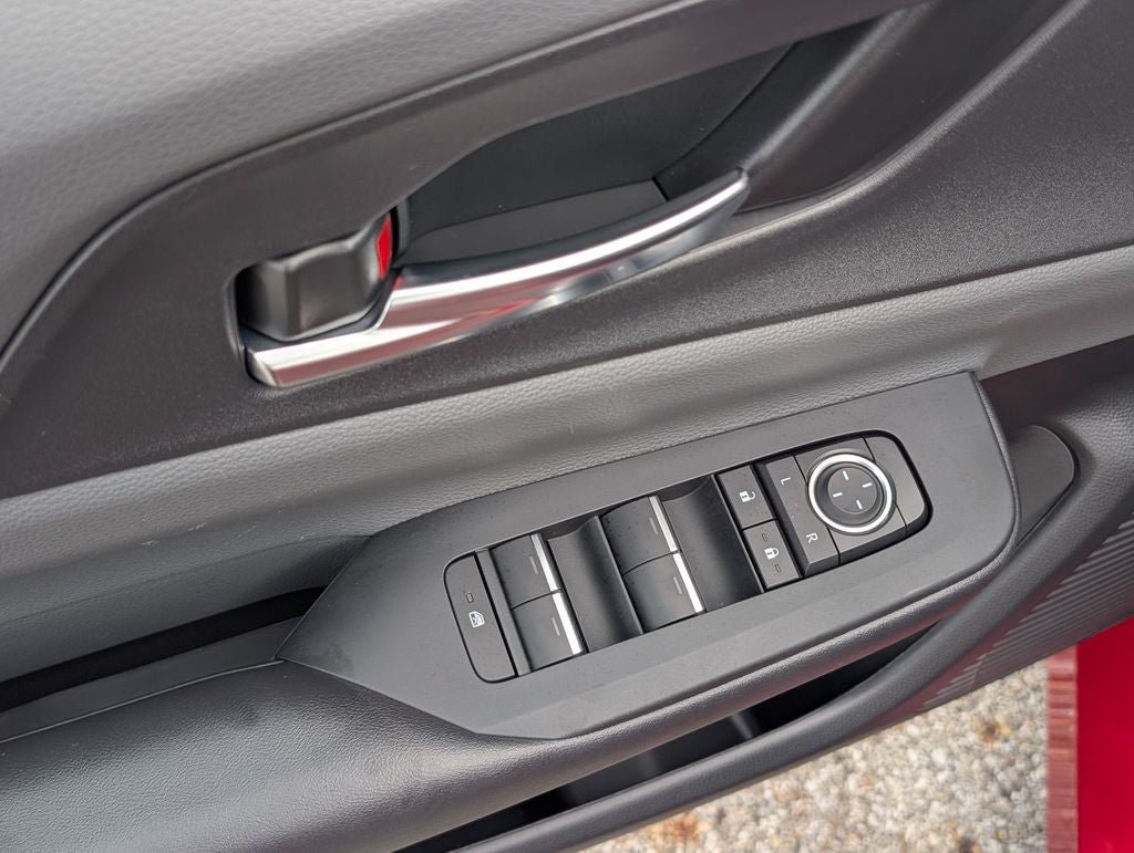 Certified 2024 Toyota Prius XLE AWD/4WD image 11