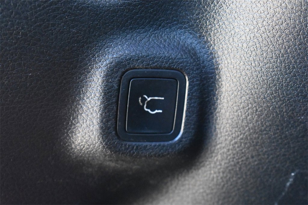 Used 2017 Jeep Compass Trailhawk w/ Leather Interior Group image 21