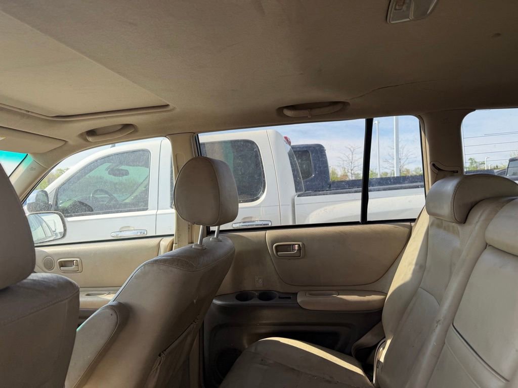 Used 2004 Toyota Highlander 4WD V6 image 5