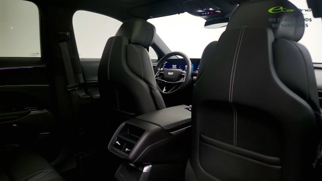 Used 2024 Cadillac Lyriq Sport RWD image 45