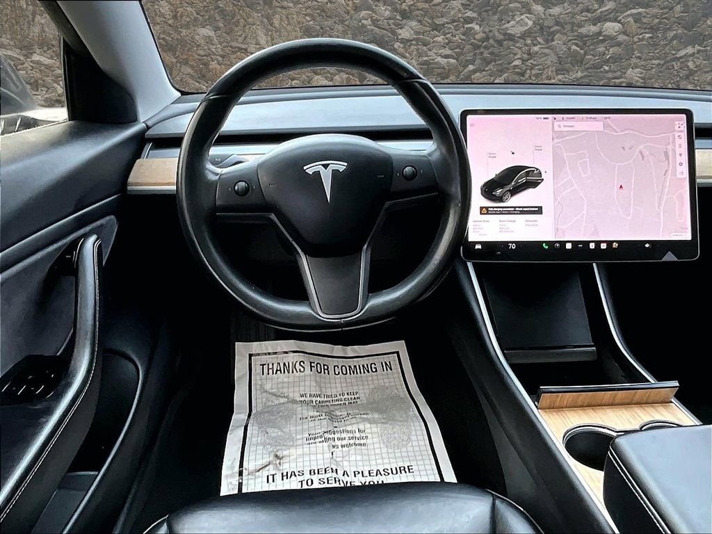 Used 2018 Tesla Model 3 Long Range image 5