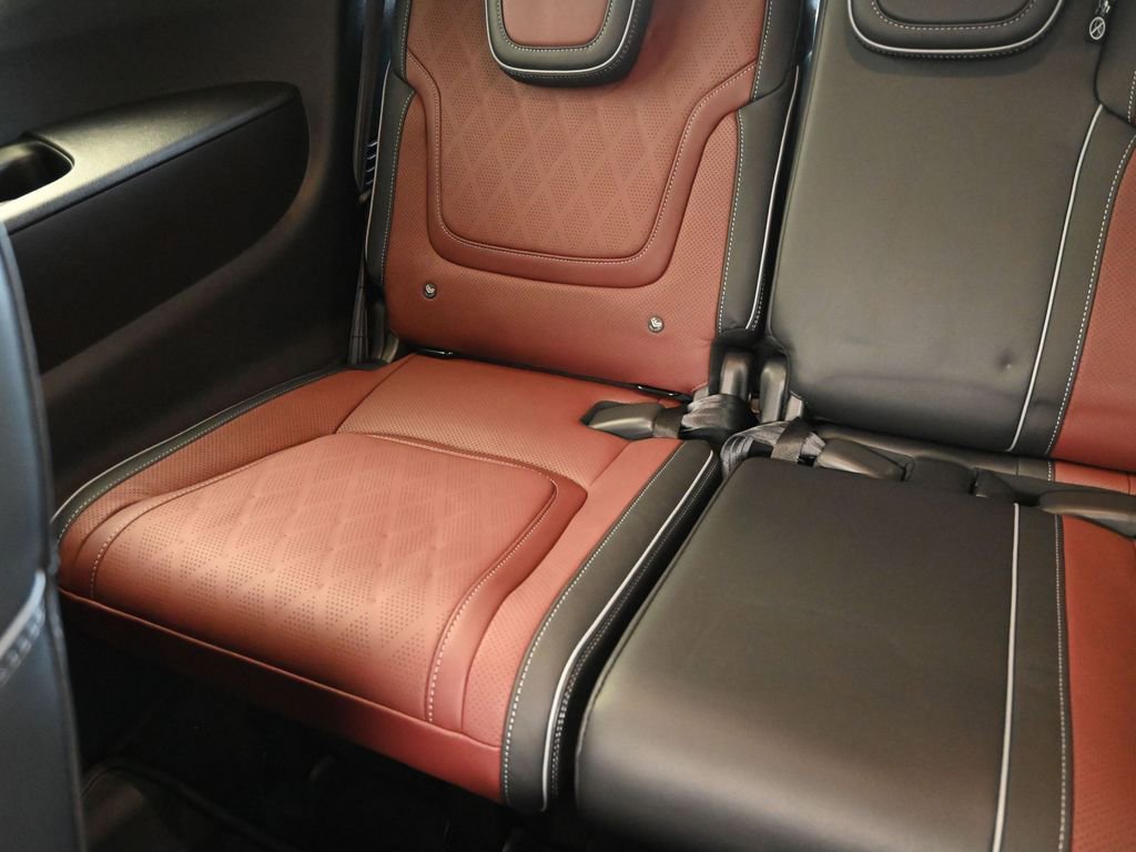 New 2026 INFINITI QX80 Autograph image 17