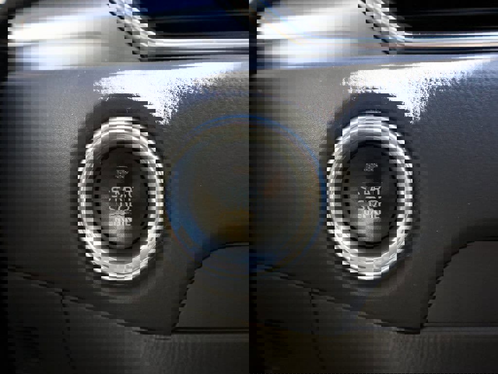 Used 2020 MAZDA CX-5 Touring image 32