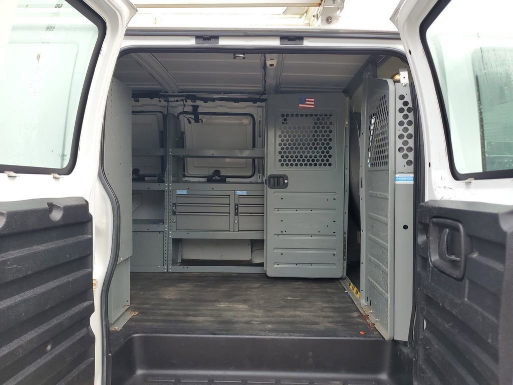 Used 2014 Chevrolet Express 2500 w/ Express Access Plus Package image 10