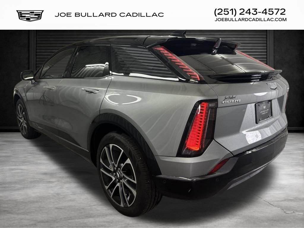 New 2025 Cadillac Optiq Sport 2 image 4
