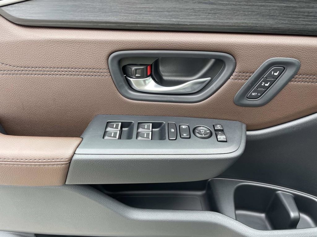 New 2026 Honda Pilot Touring image 18