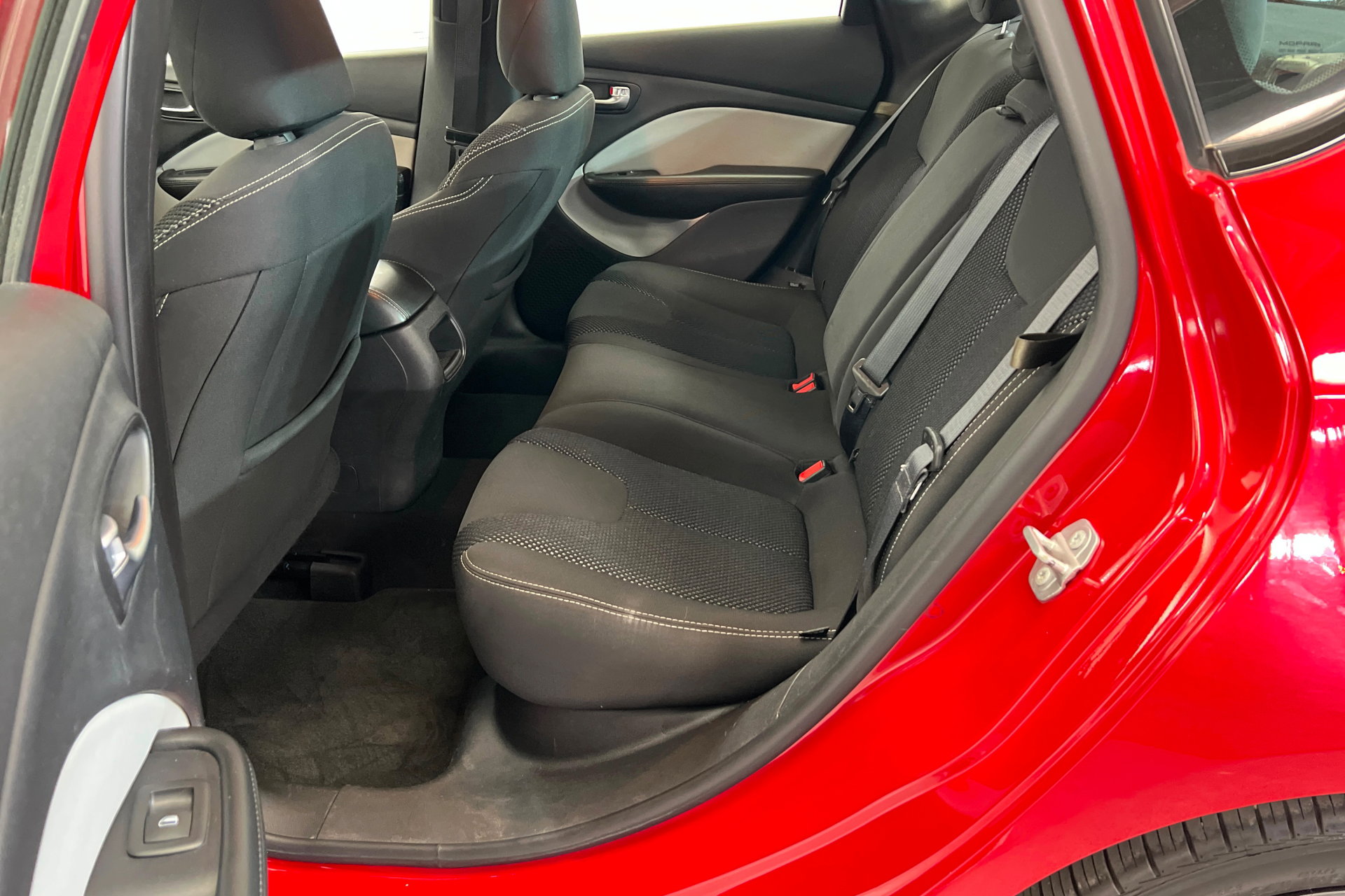 Used 2016 Dodge Dart SXT w/ Rallye Appearance Group FWD image 22