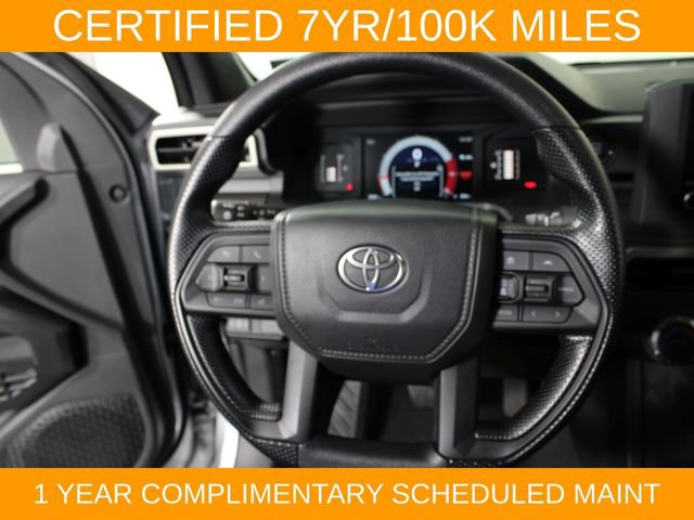 Used 2025 Toyota Tacoma SR5 AWD/4WD image 18