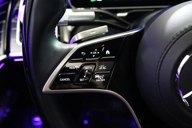 Used 2022 Mercedes-Benz S 580 4MATIC Sedan w/ Rear Seat Package image 4