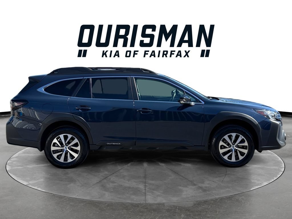 Used 2025 Subaru Outback Premium AWD/4WD image 7