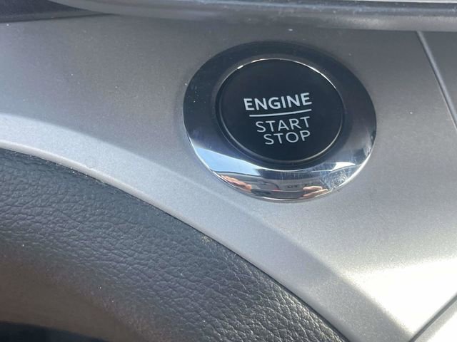 Used 2024 Ford Explorer XLT w/ Equipment Group 202A image 26