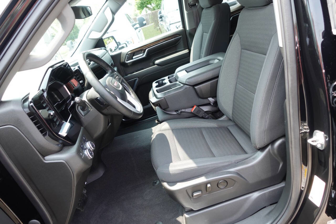 Used 2023 GMC Sierra 1500 Elevation image 18