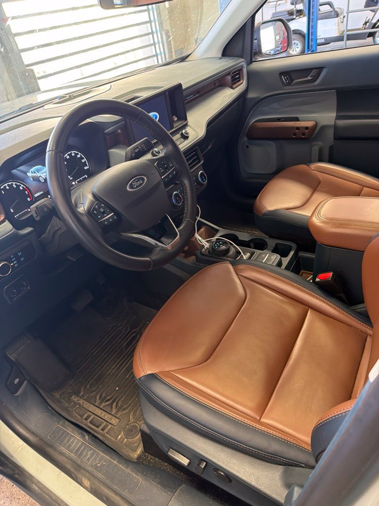 Used 2024 Ford Maverick Lariat w/ 4K Tow Package AWD/4WD image 2