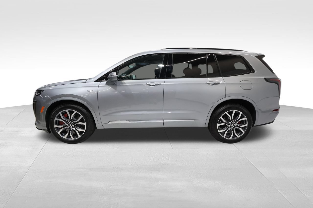 Certified 2025 Cadillac XT6 Sport w/ Platinum Package AWD/4WD image 1